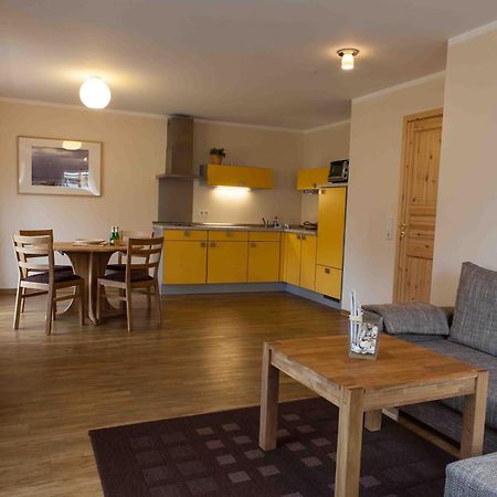 Haus Stoertebeker Appartements - Hotel Garni, Seebad 卢布明 外观 照片