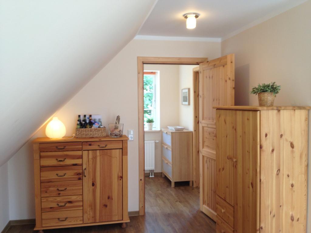 Haus Stoertebeker Appartements - Hotel Garni, Seebad 卢布明 客房 照片