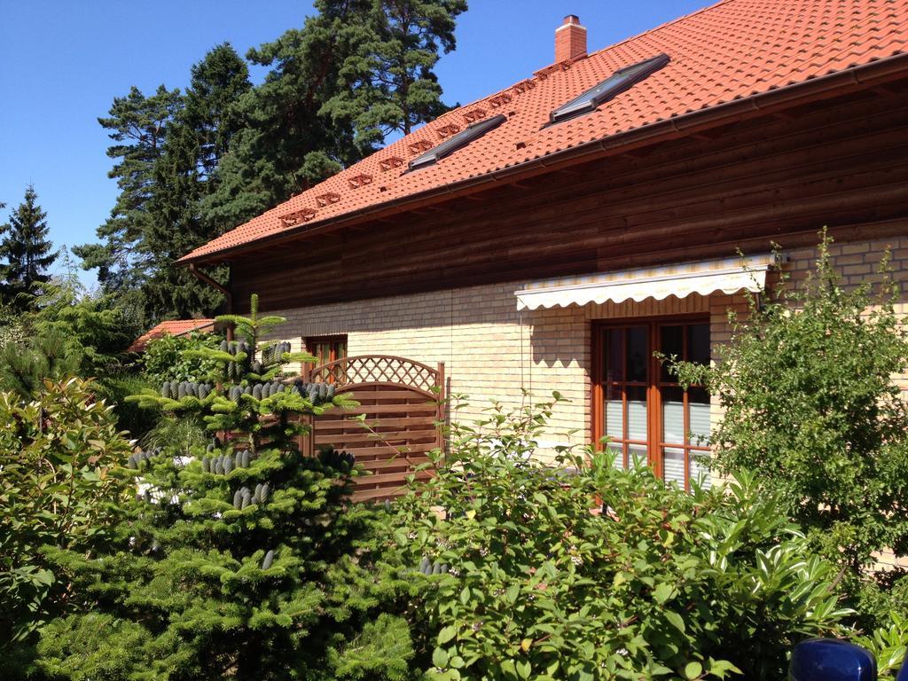 Haus Stoertebeker Appartements - Hotel Garni, Seebad 卢布明 外观 照片