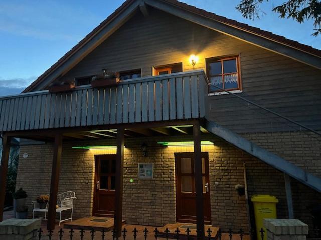 Haus Stoertebeker Appartements - Hotel Garni, Seebad 卢布明 外观 照片
