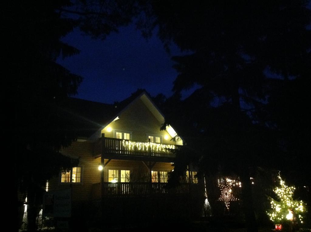 Haus Stoertebeker Appartements - Hotel Garni, Seebad 卢布明 外观 照片