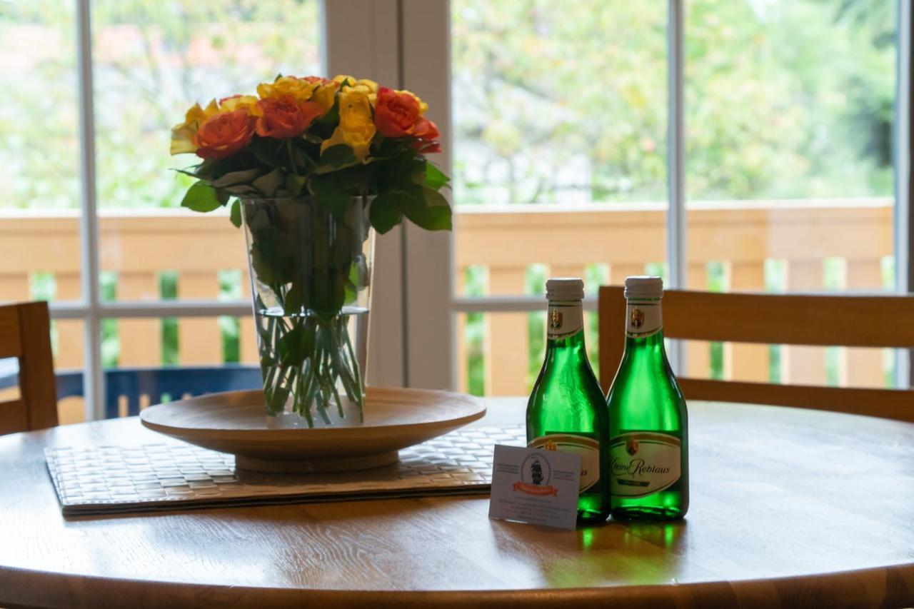 Haus Stoertebeker Appartements - Hotel Garni, Seebad 卢布明 外观 照片